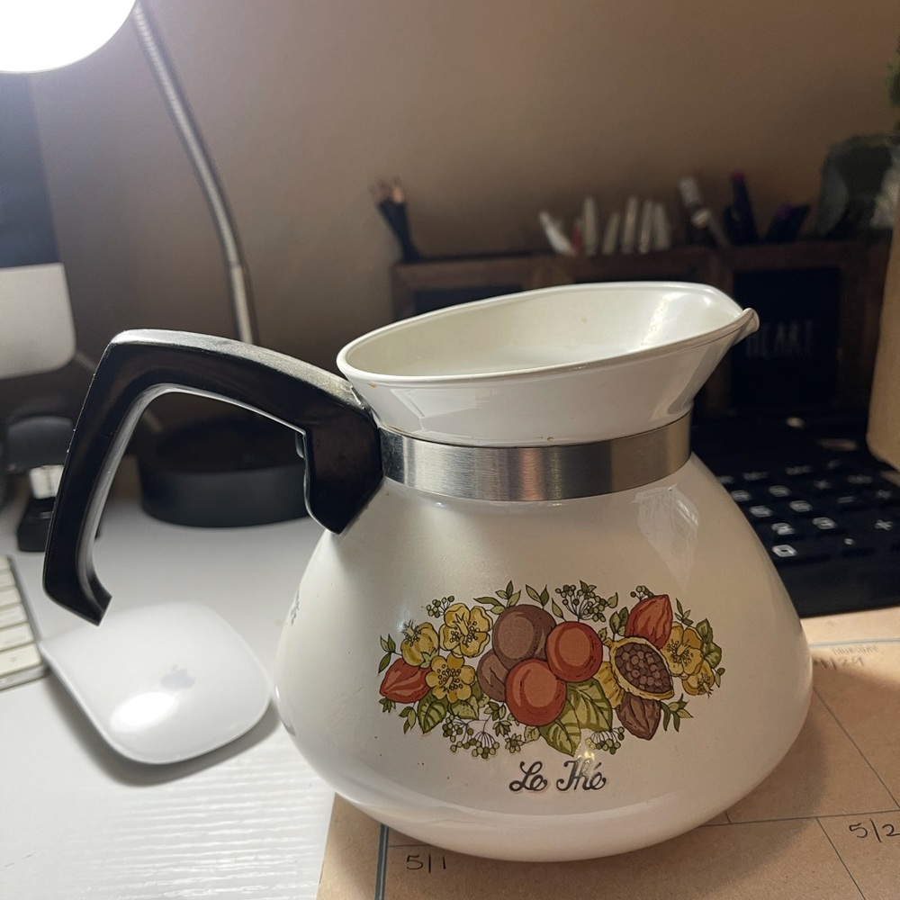 Spice of life tea pot